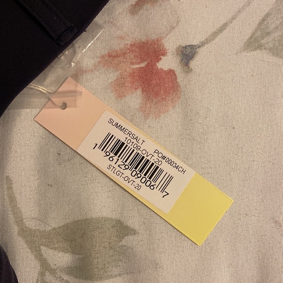 Summersalt Classic Pleat Straight Trouser (Size 20) in Midnight. - Picture 3 of 3